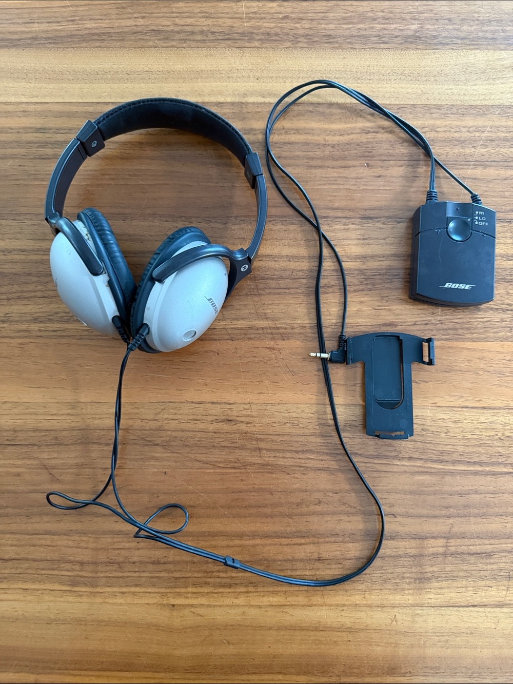 Bose Quietcomfort 1 Headphone ( Wired )
